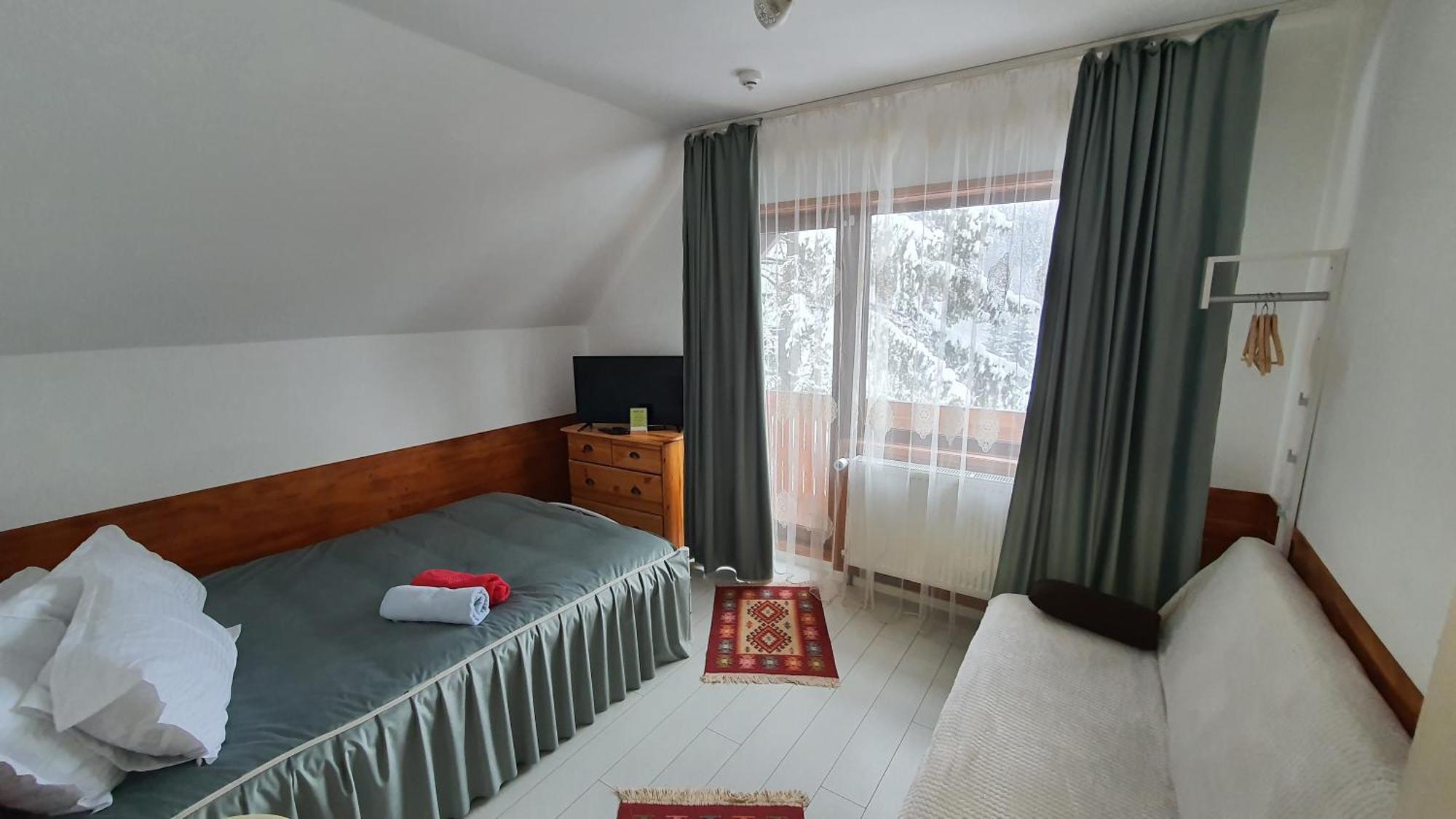 Cabana "Trei Brazi " Retezat Рыу-де-Мори Экстерьер фото