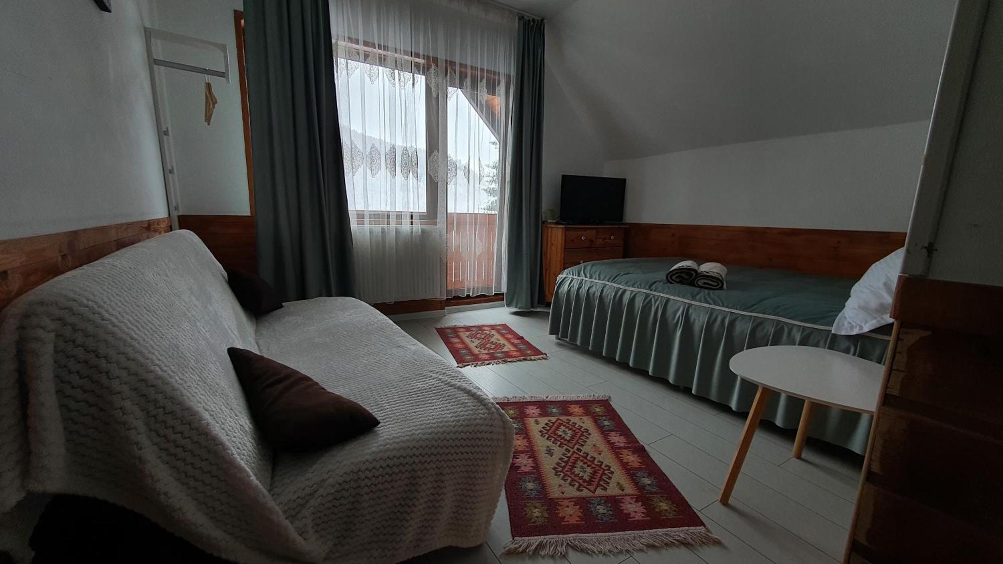 Cabana "Trei Brazi " Retezat Рыу-де-Мори Экстерьер фото